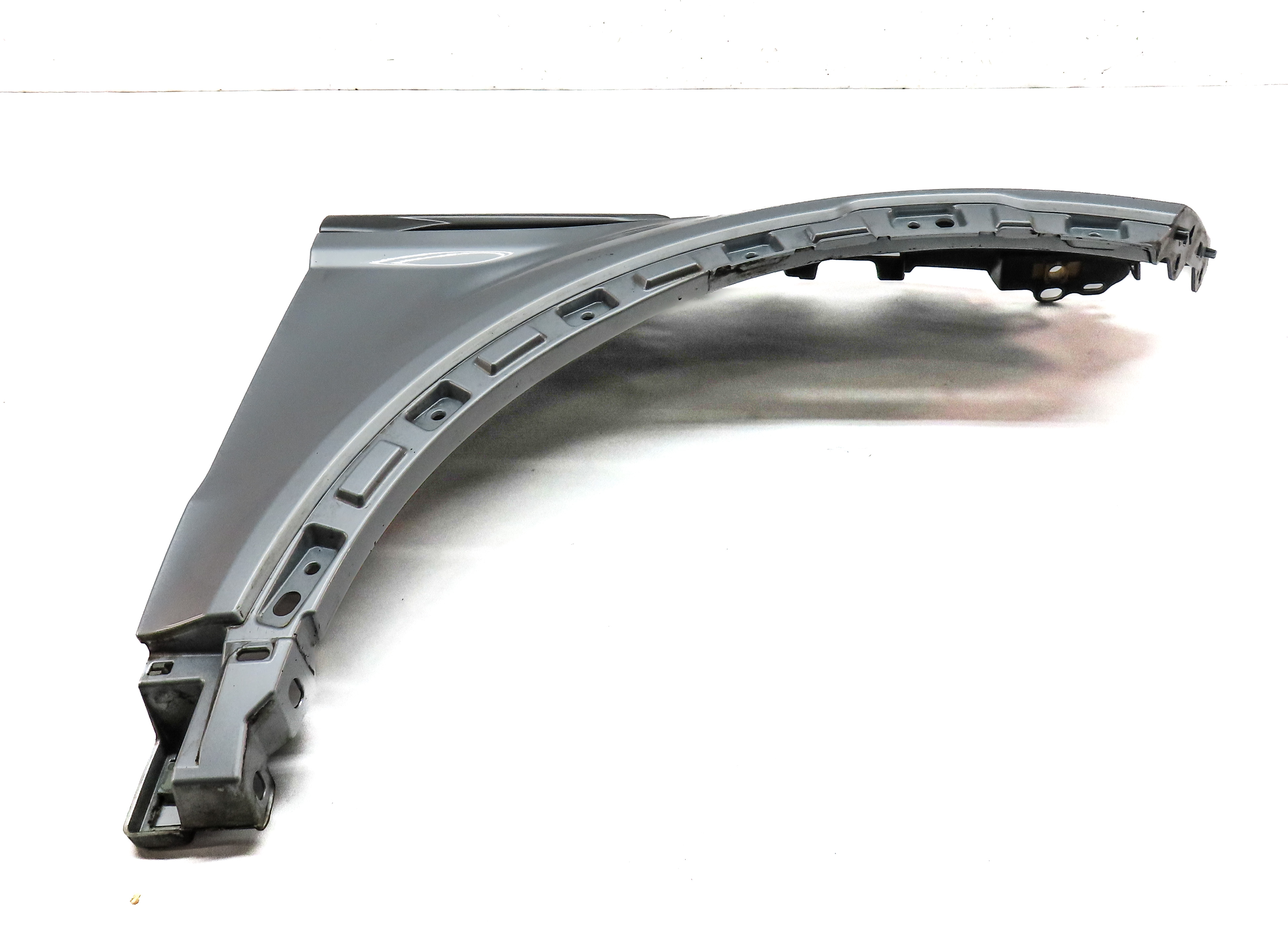 12-19 RANGE ROVER EVOQUE (L538) FRONT RIGHT FENDER (w/o AUTO PARK) (SILVER) — exact item pictured
